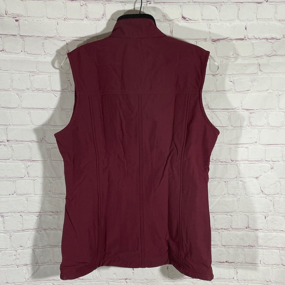 Carhartt Women's Burgundy Soft Shell Vest - Picture 6 of 9